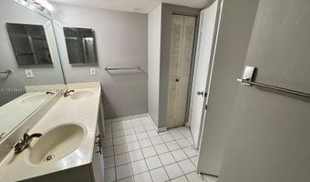 3300 NE 191st St 1915, Aventura, FL 33180
