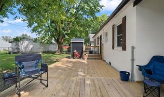 314 S 1st St, Austin, IN 47102