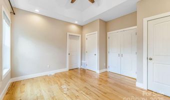 11 May St, Asheville, NC 28803