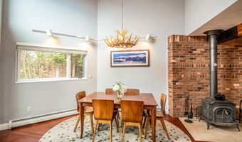 9 Top Notch Rd, Bartlett, NH 03812