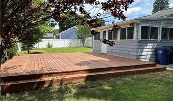 39 Gorham Ave, Warwick, RI 02886