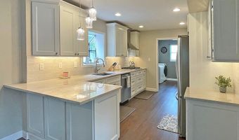 162 Ivy Hill Dr, Aberdeen, NJ 07747