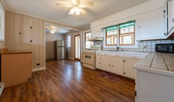 10 Upper Woodland Ter, Columbia, CT 06237