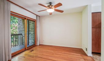 4720 DEER RUN Ct, Alexandria, VA 22306