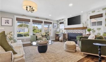 9 Dudley Dr, Narragansett, RI 02882