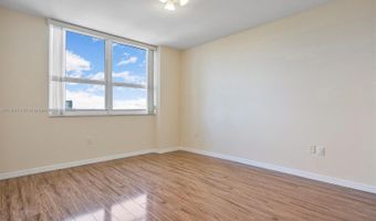 19501 W Country Club Dr 912, Aventura, FL 33180