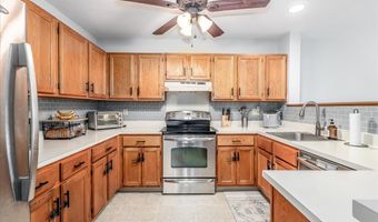 136 Pembroke Rd 6-50, Danbury, CT 06811