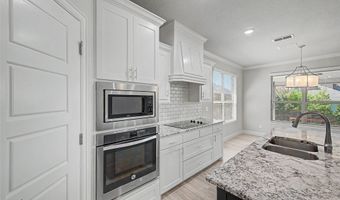 636 Yucca Ct, Aledo, TX 76008