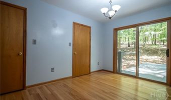 102 Chickadee Ct, Athens, GA 30605
