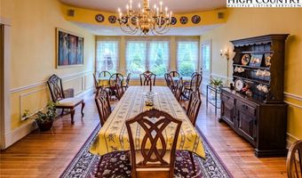 4584 4582 NC Highway 194 S, Banner Elk, NC 28604