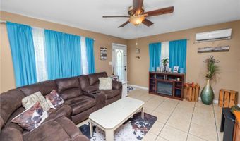 517 TANGLEWOOD Dr, Auburndale, FL 33823