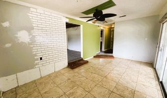 1461 Irish Hill Dr, Biloxi, MS 39530