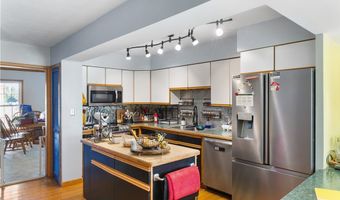 4082 Huntington Ct, Ashtabula, OH 44004