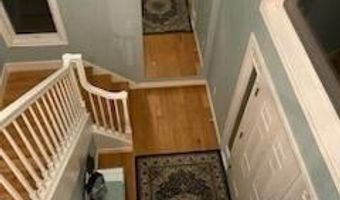 481 Village Oak Ct, Ann Arbor, MI 48103