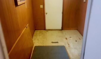 917 NW 3rd St, Abilene, KS 67410