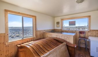 4 Larry Lozier Rd, Boulder, WY 82923