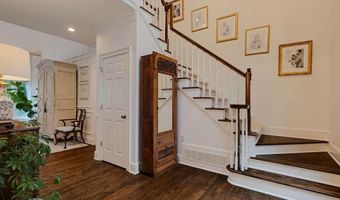 152 Thornhill Dr, Athens, GA 30607