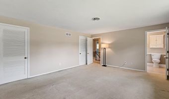 205 CLOVER Dr, Hockessin, DE 19707