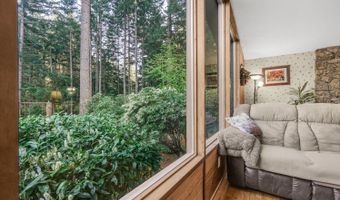 23751 S LEISURE Ln, Beavercreek, OR 97004