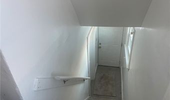 958 E Wilbeth Rd Upper, Akron, OH 44306