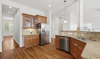 20920 ASHBURN HEIGHTS Dr, Ashburn, VA 20148