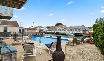 54 Storm Jib Ct, Bayville, NJ 08721