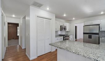 612 E Glendale St, Aurora, MO 65605