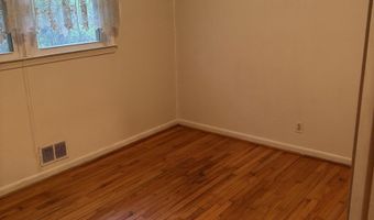 108 McDowell Dr, Boiling Springs, SC 29316