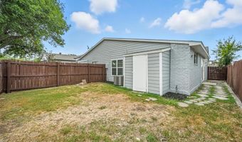6076 Dooley Dr, The Colony, TX 75056