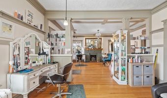 720 E LINCOLNWAY, Cheyenne, WY 82001