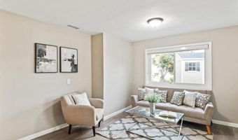 8195 Chaz Pl, La Mesa, CA 91942