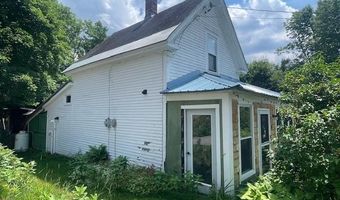 6 Demers St, Berlin, NH 03570