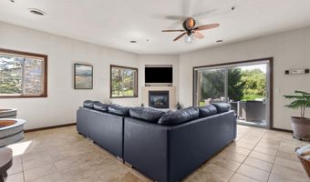 1074 W WILLIS Way, Appleton, WI 54913
