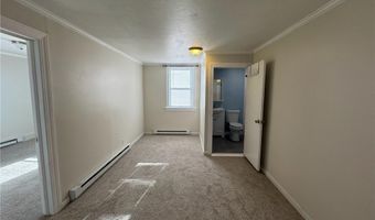 33 Saint Elizabeth St 2, Bristol, RI 02809