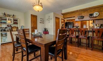 104 Caulder Dr, Chickasha, OK 73018