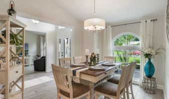 2113 KIRKLAND LAKE Dr, Auburndale, FL 33823