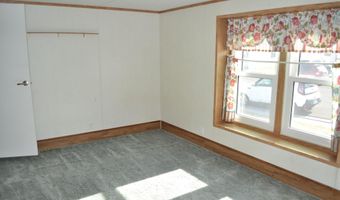 612 HIGH SIDE Trl, Cheyenne, WY 82007