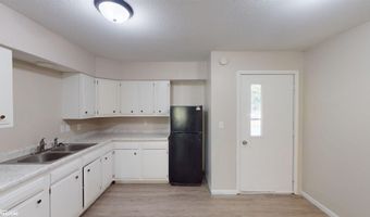 100 E 1St Ave, Arthur, IA 51431