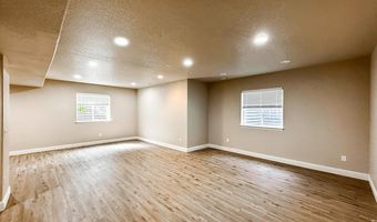 688 Arches Ct, Berthoud, CO 80513
