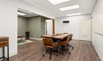 804 VERSAILLES Blvd, Alexandria, LA 71303