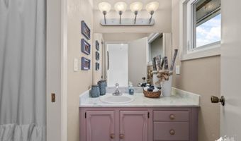 3840 Delwood Pl, Anchorage, AK 99504