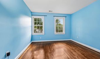 3802 IVANHOE Ln, Alexandria, VA 22310