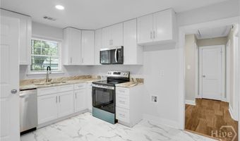 519 Vinson Ave, Savannah, GA 31404