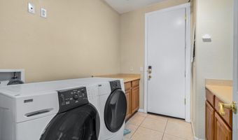 1687 E CAROB Dr, Chandler, AZ 85286