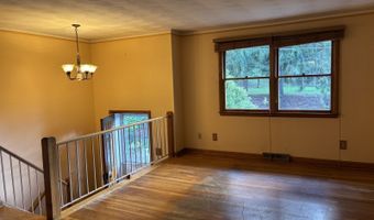 17 Ring, Athens, OH 45701