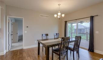 14145 Amanda Ln, Basehor, KS 66007