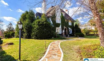 2730 Chew St, Allentown, PA 18104