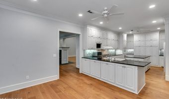 121 Poplar Ridge Dr, Brandon, MS 39047