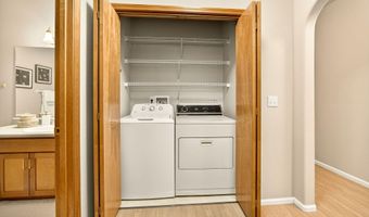 920 Mountain Meadows Cir, Ashland, OR 97520