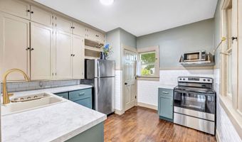 1014 N ONEIDA St, Appleton, WI 54911